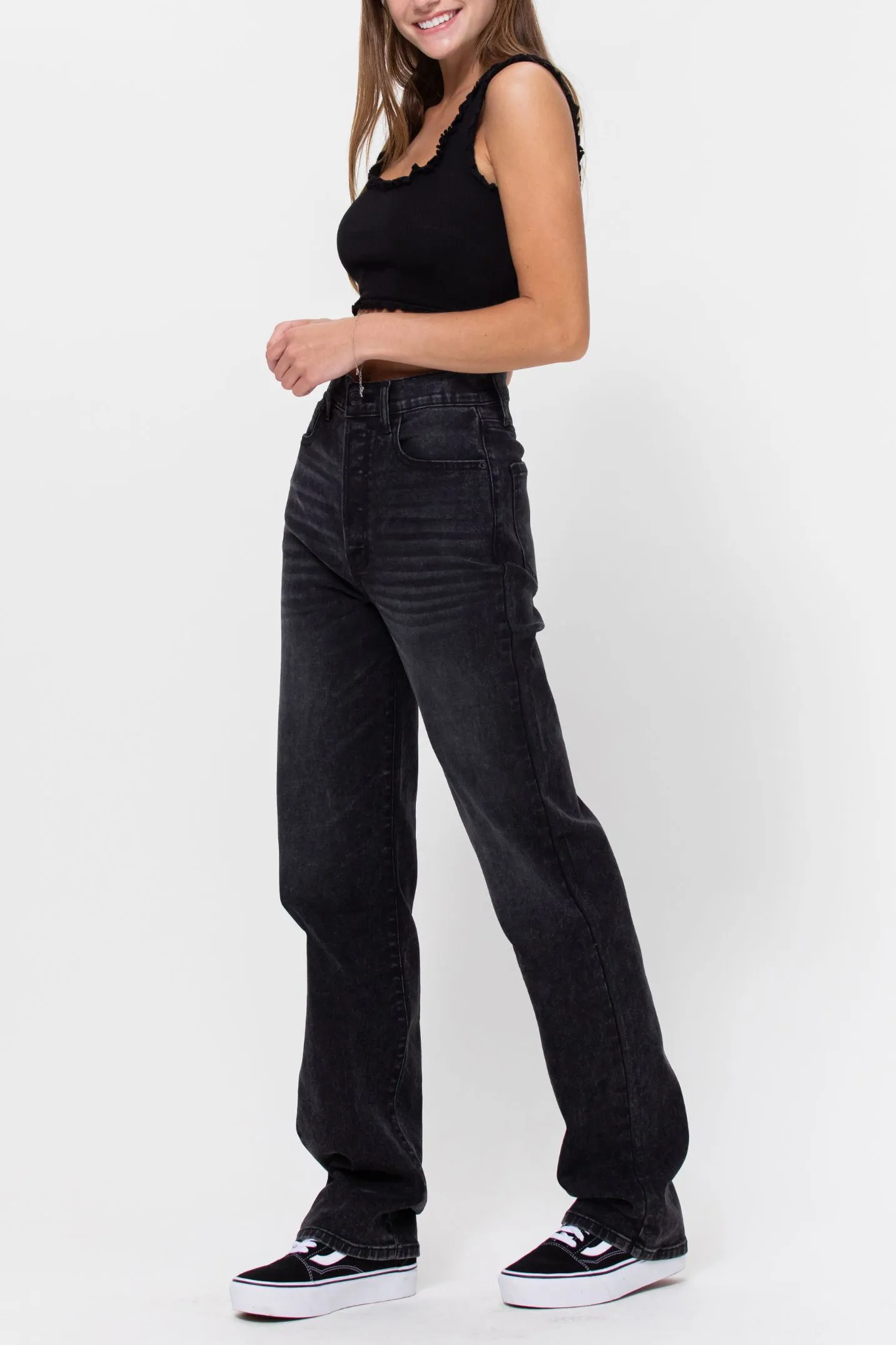 CLASSIC BLACK WASH JEANS