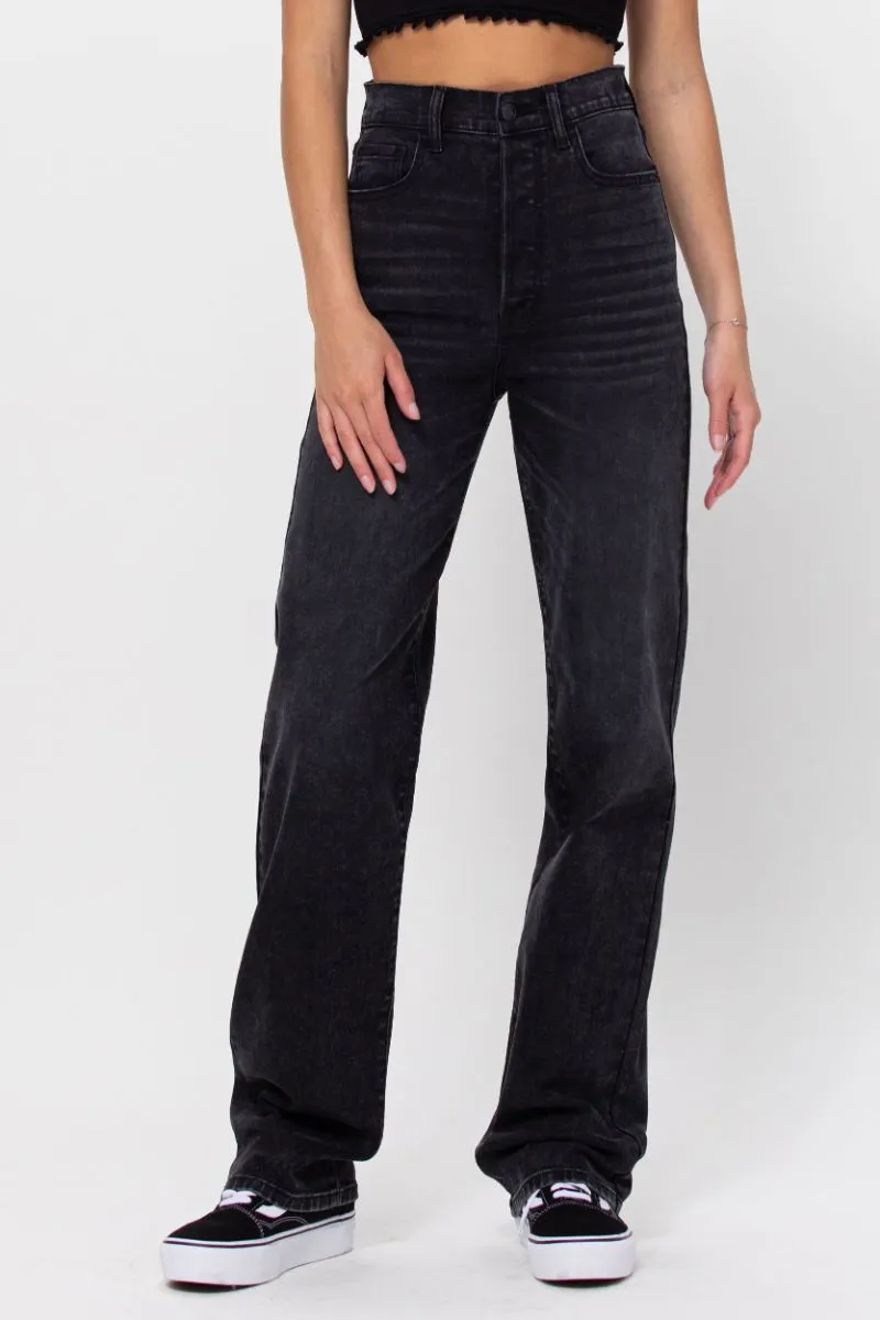 CLASSIC BLACK WASH JEANS