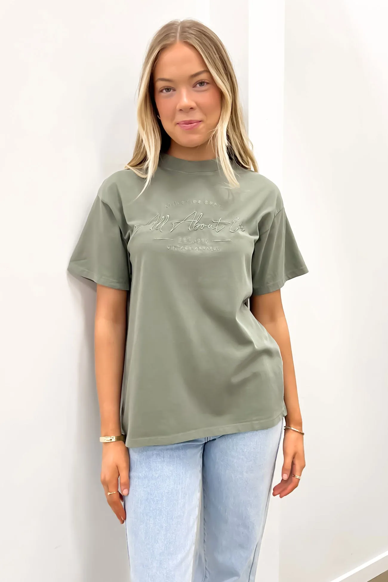 Classic Tee Khaki