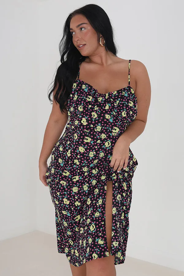 PLUS SIZE FLORAL STRAPPY MIDI DRESS WITH SIDE SPLIT