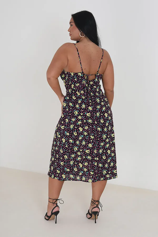 PLUS SIZE FLORAL STRAPPY MIDI DRESS WITH SIDE SPLIT