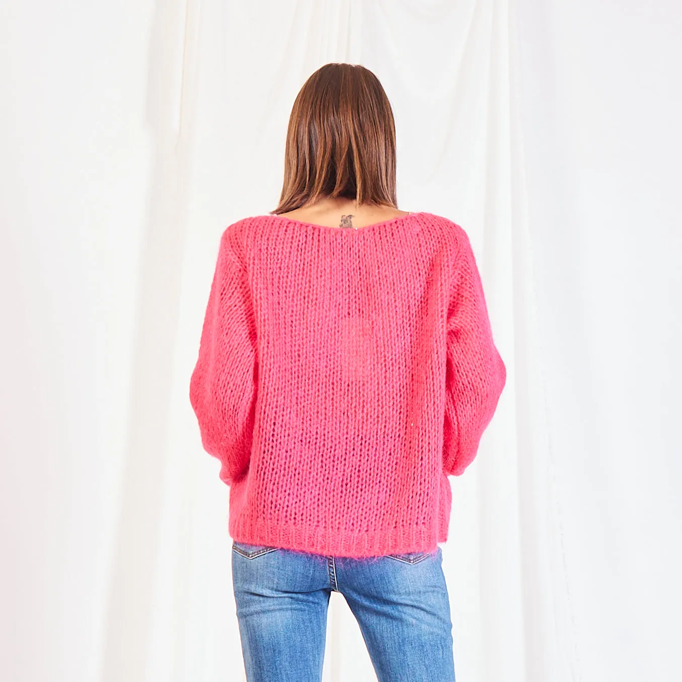 Wholesale chunky mohair-knit sweater with crew neck